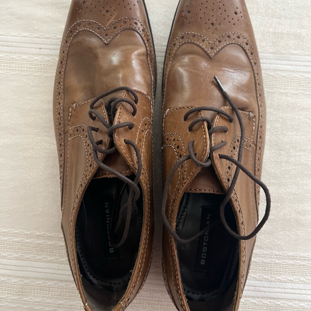Bostonian Men's Tan Leather Oxfords